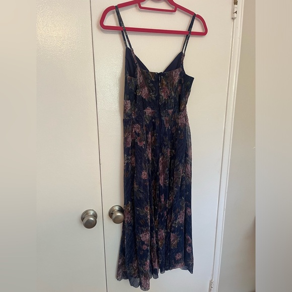 Navy Floral Shimmer Dress—Missing Belt, Size 4 - Picture 7 of 17